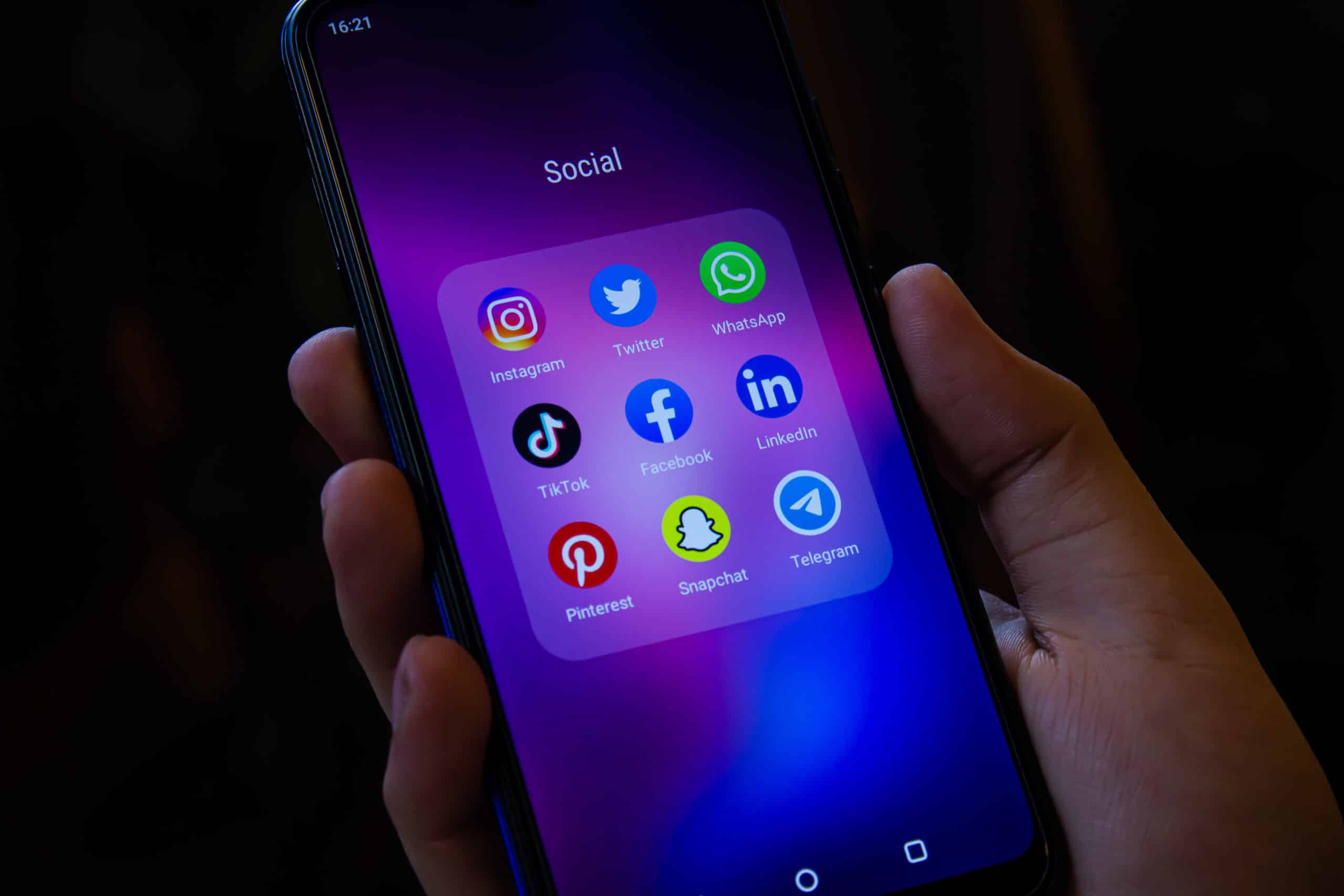 What Is The Difference Between Social Media For Engagement Verses Social Media For Seo? social media strategy