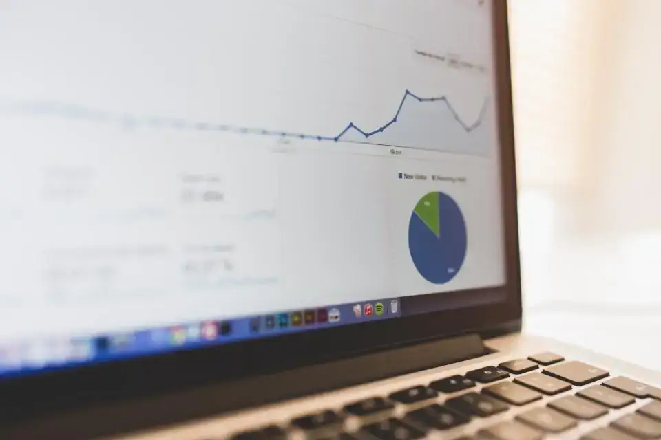 Analytics & Monitoring